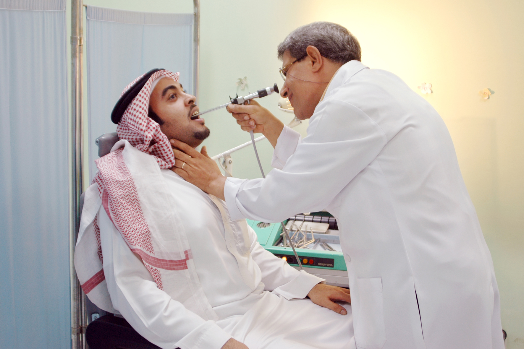 عيادة الانف والاذن والحنجرة